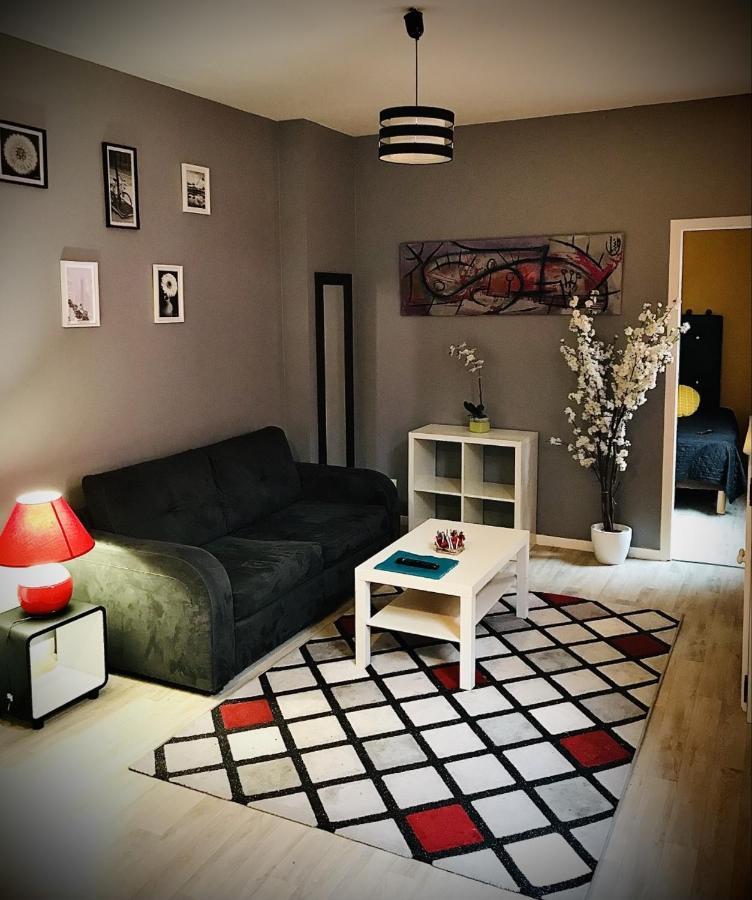 مبيت وإفطار بوتون L'Atrium المظهر الخارجي الصورة